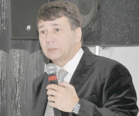 Adrian Stan, supărat pe contracandidatul de la PDL, Florin Constandin